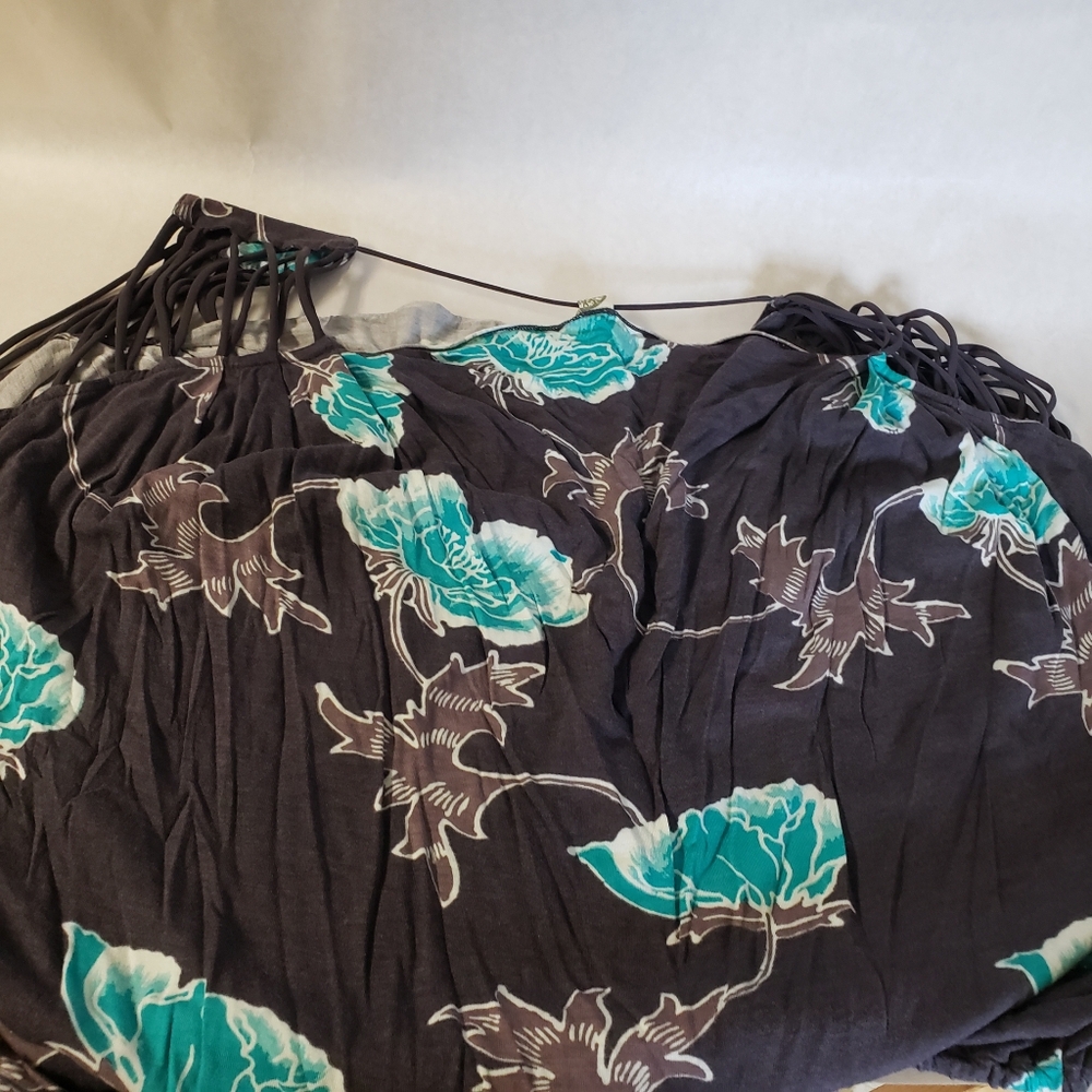 Free People Women's Size S Grey Blue Slouch Neck Strappy Shoulder Floral Top - Picture 6 of 6
